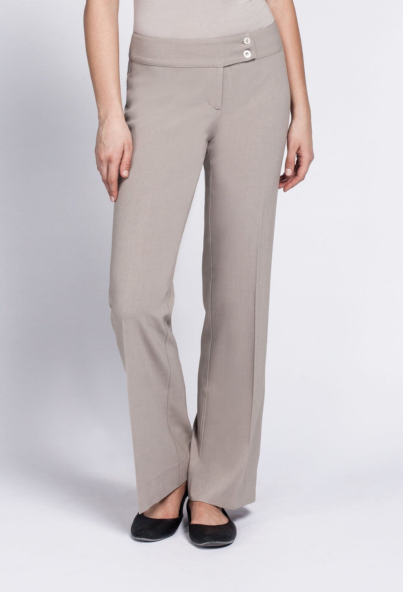 Women's 3/4 Length Pants: Sale up to −91%
