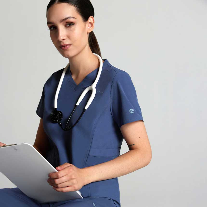 The Do’s and Don’ts of Dressing Professionally in the Healthcare Industry, A New Student’s Guide.